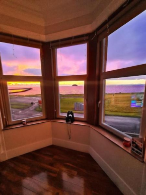 Girvan - Sea View Beach Access Apartment